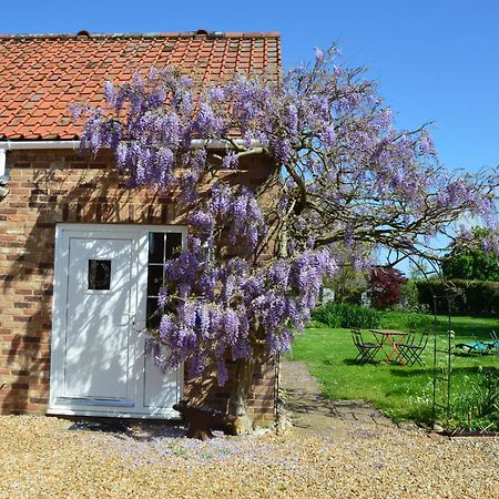 Wisteria Cottage Gayton  Ngoại thất bức ảnh